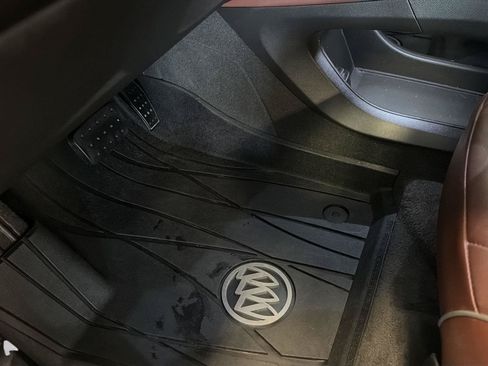 Used 2019 Buick Enclave Avenir w/ Avenir Technology Package AWD/4WD image 25
