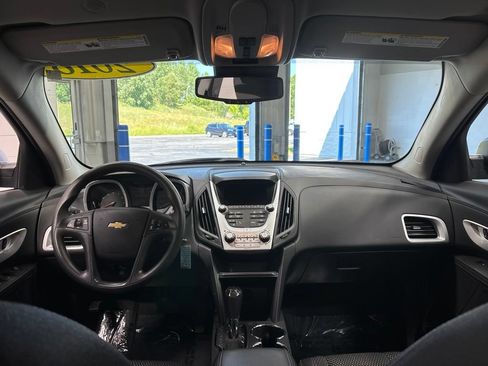 Used 2016 Chevrolet Equinox LS FWD image 11