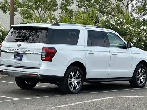 Certified 2023 Ford Expedition Max Limited AWD/4WD image 2