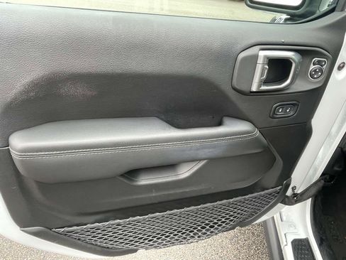 Used 2023 Jeep Wrangler Unlimited Rubicon 4xe w/ Safety Group image 14