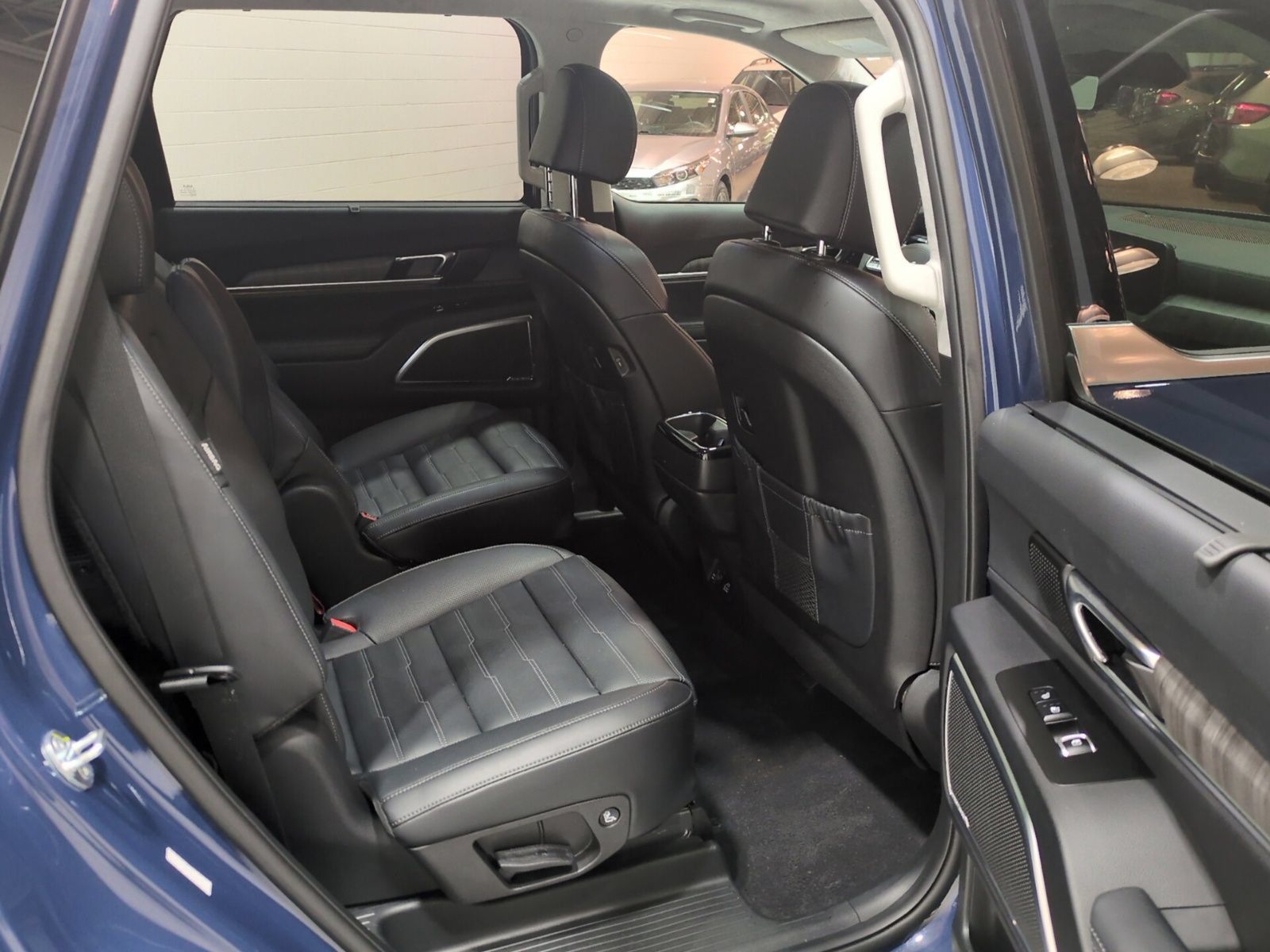 Certified 2024 Kia Telluride SX Prestige AWD/4WD image 11
