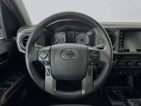 Used 2021 Toyota Tacoma TRD Off-Road image 11