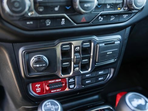 Used 2021 Jeep Wrangler Unlimited Rubicon image 18