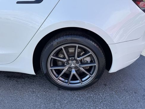 Used 2019 Tesla Model 3 Long Range AWD/4WD image 16