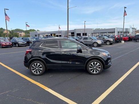 Used 2021 Buick Encore Preferred AWD/4WD image 8