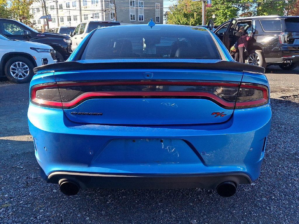 Used 2016 Dodge Charger R/T Scat Pack w/ Technology Group RWD image 6
