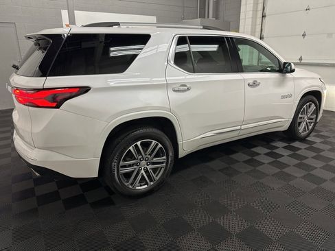 Used 2022 Chevrolet Traverse High Country image 10