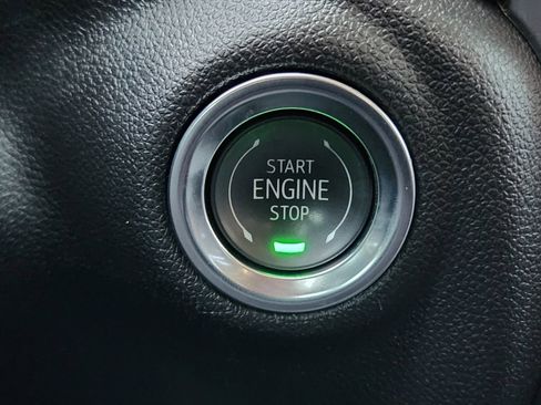 Used 2025 Chevrolet Silverado 2500 Custom w/ Custom Value Package image 22