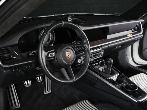 Used 2023 Porsche 911 Sport Classic RWD image 4