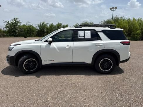 Used 2024 Nissan Pathfinder Rock Creek AWD/4WD image 4