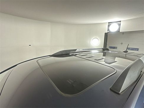 Used 2019 GMC Acadia Denali image 23