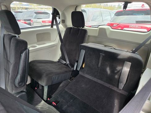 Used 2014 Dodge Grand Caravan SE w/ Quick Order Package 29E SE image 12