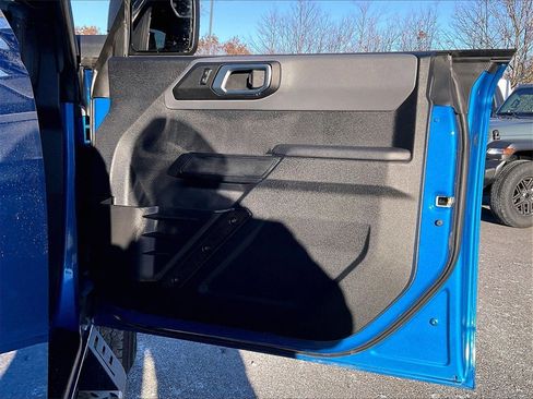 Used 2024 Ford Bronco Big Bend image 11