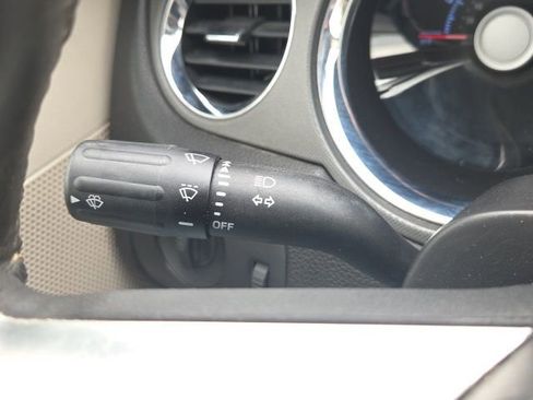 Used 2010 Ford Mustang Premium image 29