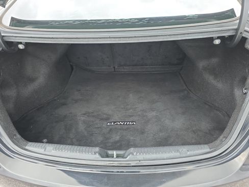 Used 2013 Hyundai Elantra GLS FWD image 28