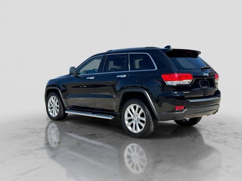 Used 2017 Jeep Grand Cherokee Limited AWD/4WD image 5