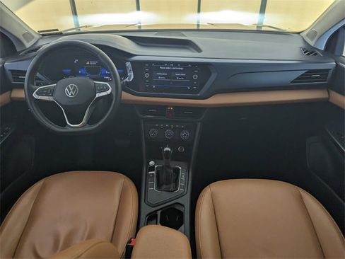 Used 2022 Volkswagen Taos SE image 9