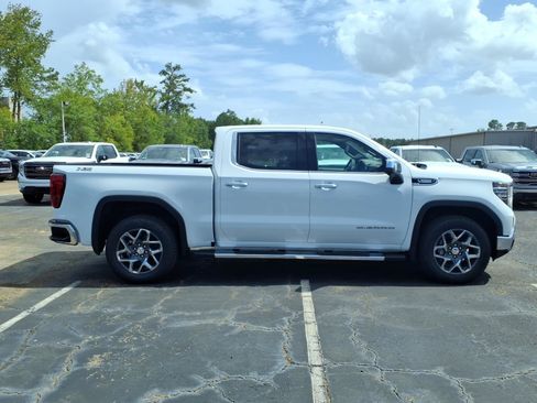 New 2026 GMC Sierra 1500 SLT w/ SLT Premium Plus Package AWD/4WD image 3