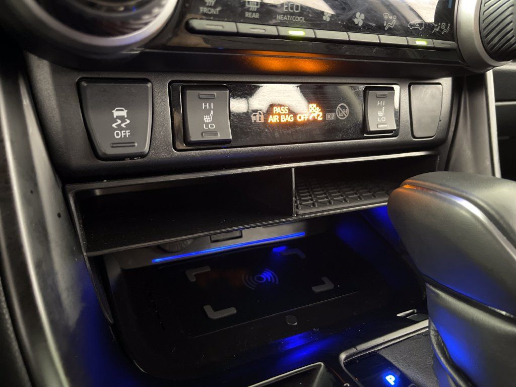 Certified 2023 Toyota RAV4 XLE Premium AWD/4WD image 30