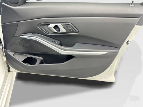Used 2025 BMW 330i Sedan RWD image 48
