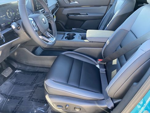 New 2026 Honda Prologue Touring image 13