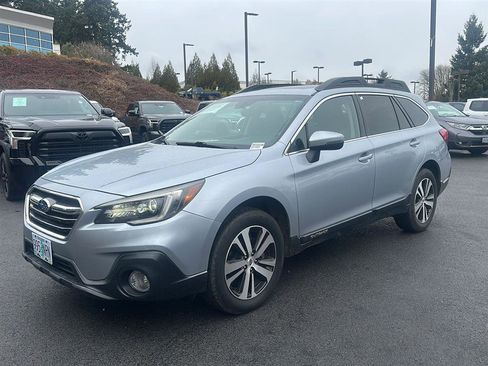 Used 2019 Subaru Outback 2.5i Limited image 2