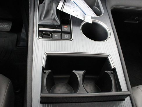 New 2026 Toyota Sienna XLE AWD/4WD image 37
