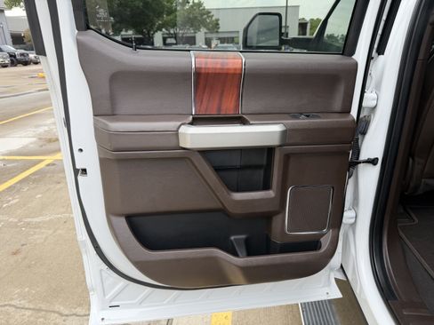Used 2022 Ford F250 King Ranch w/ Tremor Off-Road Package AWD/4WD image 15