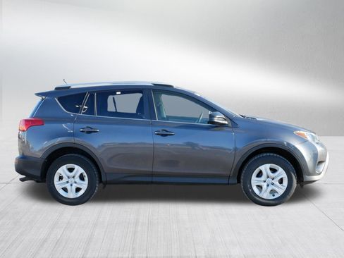 Used 2014 Toyota RAV4 LE image 7