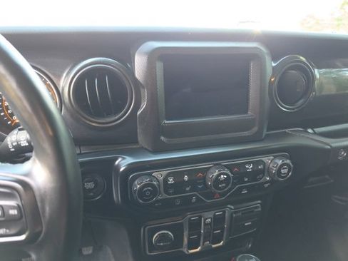Used 2021 Jeep Wrangler Unlimited Sport w/ Dual Top Group AWD/4WD image 15