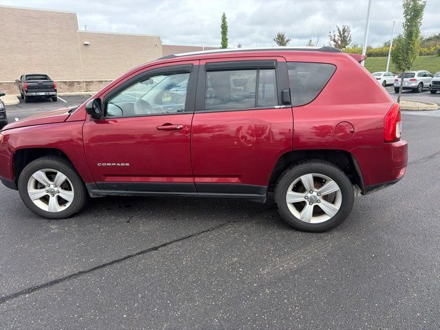 Used 2013 Jeep Compass Sport FWD image 23