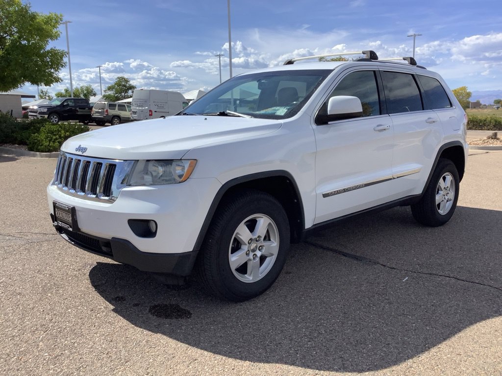 Used 2013 Jeep Grand Cherokee Laredo w/ Laredo E Group AWD/4WD image 22