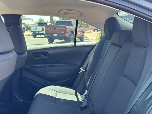 Used 2025 Toyota Corolla LE FWD image 29