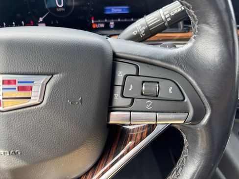 Certified 2021 Cadillac Escalade Premium Luxury AWD/4WD image 14