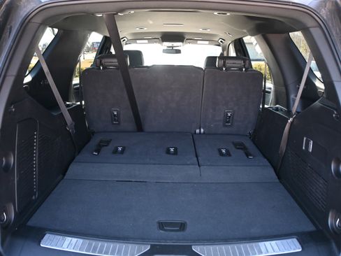 Certified 2025 Chevrolet Tahoe Z71 image 15