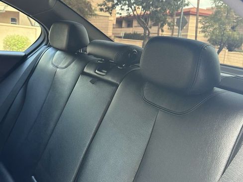 Used 2013 BMW 328i Sedan RWD image 19