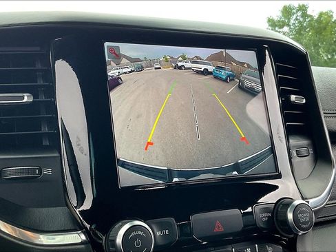 Used 2024 RAM 1500 Laramie image 16