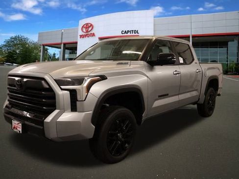 New 2025 Toyota Tundra Limited image 5
