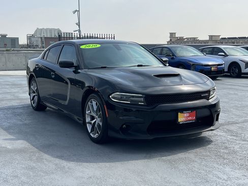 Used 2020 Dodge Charger GT w/ Driver Convenience Group image 10
