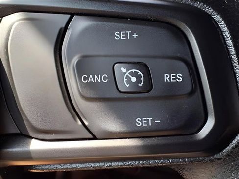 Used 2021 Jeep Wrangler Sport image 22