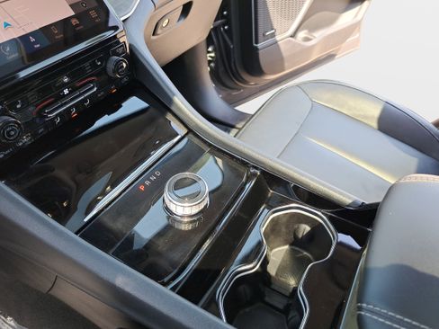 Used 2022 Jeep Grand Cherokee L Limited RWD image 27