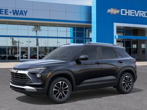 New 2026 Chevrolet TrailBlazer LT w/ LT Cold Weather Package image 2