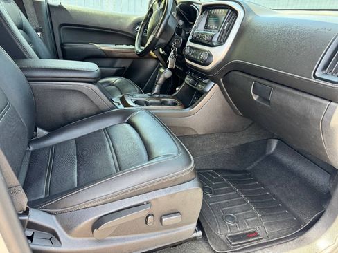 Used 2018 GMC Canyon Denali AWD/4WD image 9
