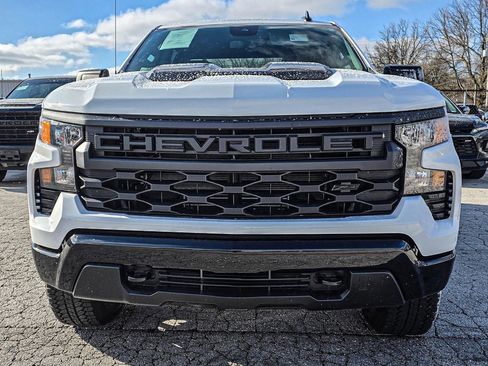 Used 2026 Chevrolet Silverado 1500 Custom Trail Boss w/ Turbomax Blackout Package image 2