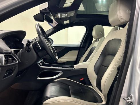 Used 2020 Jaguar F-PACE S AWD/4WD image 11