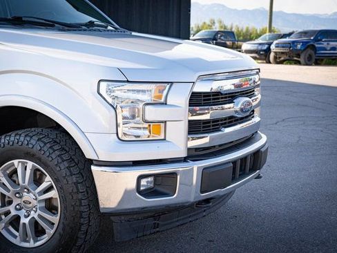 Used 2017 Ford F150 Lariat image 4