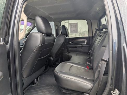 Used 2015 RAM 2500 Laramie image 11