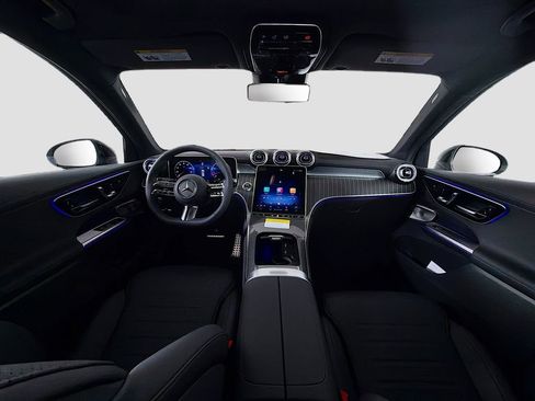 New 2026 Mercedes-Benz GLC 300 4MATIC image 9