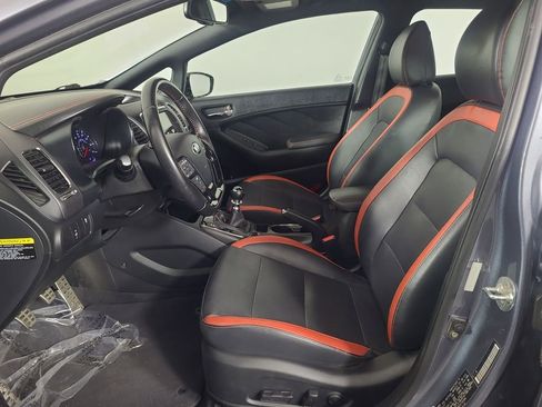 Used 2018 Kia Forte SX image 18