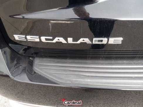 Used 2023 Cadillac Escalade ESV Premium Luxury image 7